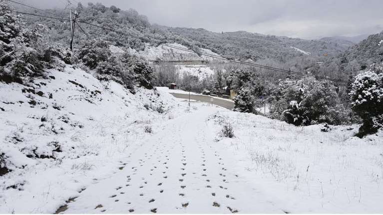 Στους 70 πόντους το χιόνι στα ορεινά των Τρικάλων