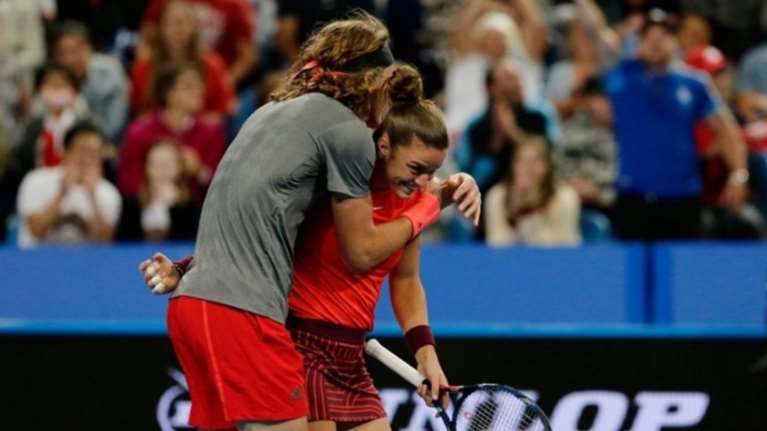 Νίκη για Τσιτσιπά - Σάκκαρη επί των Φέντερερ - Μπέντσιτς