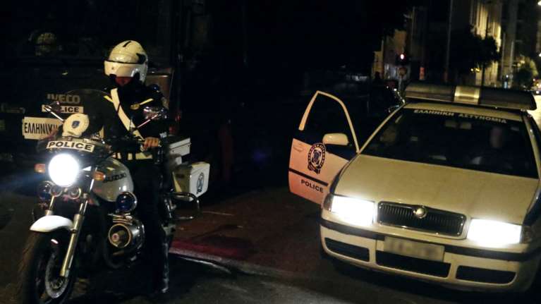 Άγριο έγκλημα στη Καλλιθέα- Είχαν στήσει ενέδρα σε 52χρονο