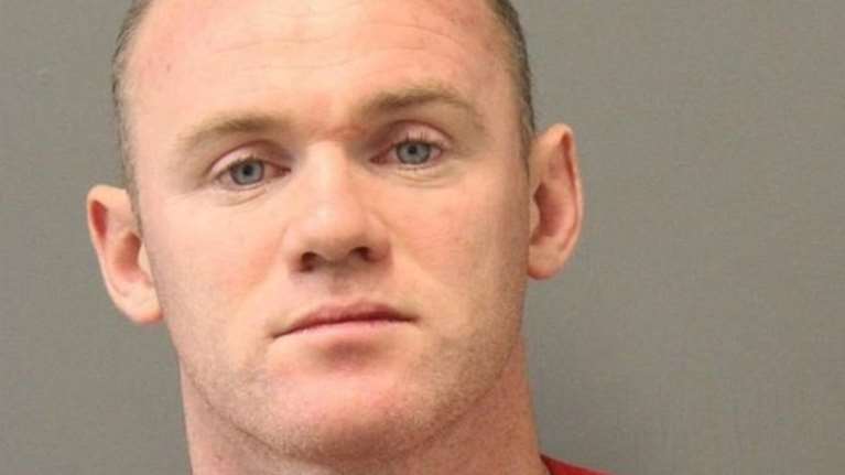 Η φωτογραφία σύλληψης του μεθυσμένου Ρούνεϊ