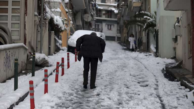 Θεσσαλονίκη: Αυξημένα τα ορθοπαιδικά περιστατικά λόγω πτώσεων