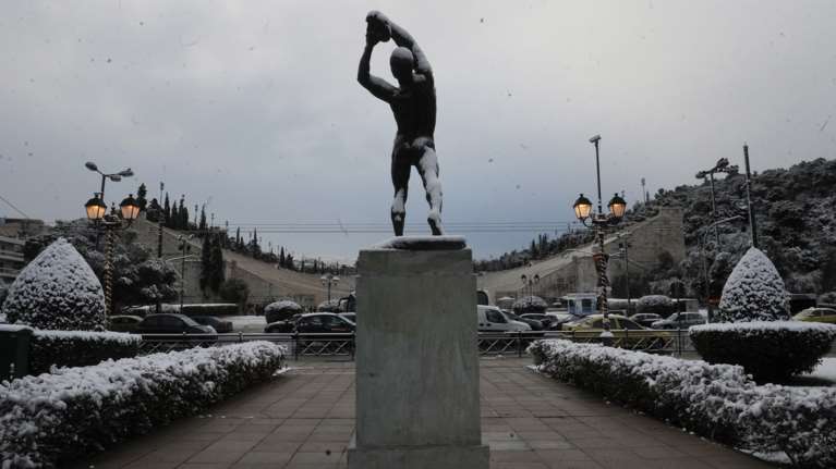 Έκτακτα μέτρα  στην Αθήνα για την αντιμετώπιση του χιονιά