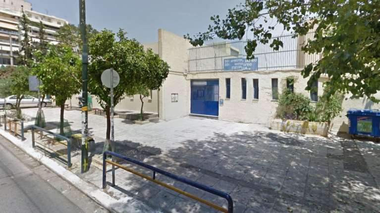 Ανοιχτά  σχολεία και βρεφονηπιακοί σταθμοί στον Πειραιά