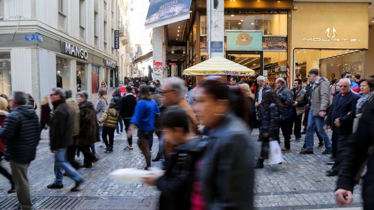 ΣτΕ: Συνταγματική η λειτουργία καταστημάτων τις Κυριακές