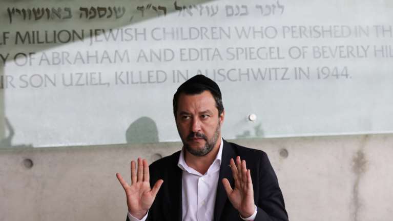 Ιταλία: Σε ελεύθερη πτώση στη διεθνή κατάταξη δημοκρατιών