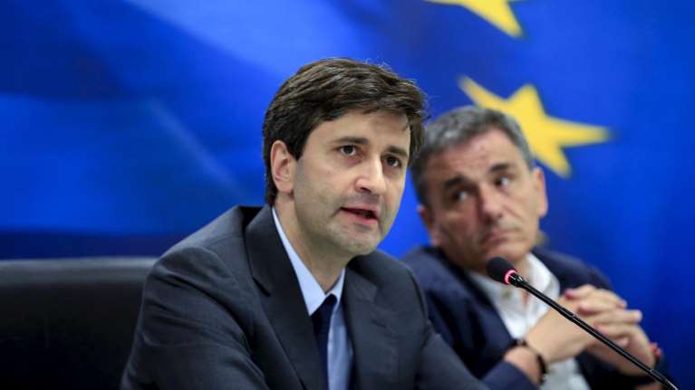 Φιρμάνι Χουλιαράκη σε δημόσιους φορείς για τους προϋπολογισμούς τους