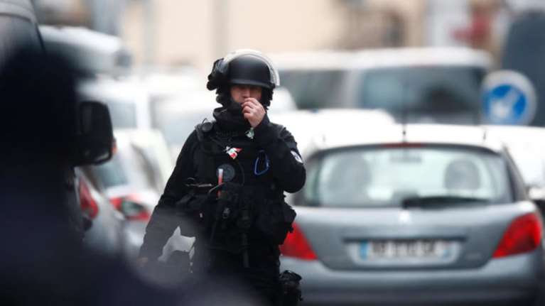 Γαλλία: Πυρκαγιά σε πολυκατοικία με 19 τραυματίες