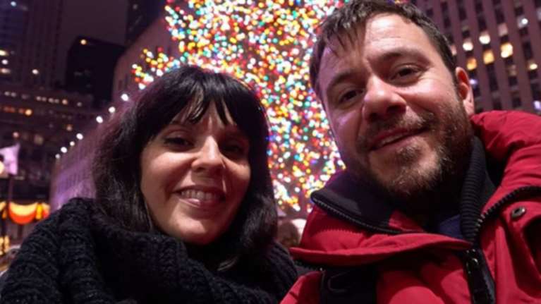 Ευτύχης Μπλέτσας: Πανευτυχής σε νέο ταξίδι με την εγκυμονούσα Ηλέκτρα