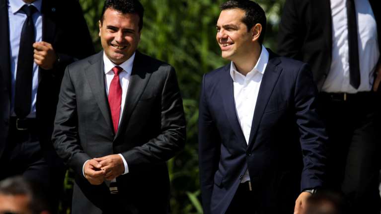 Συγχαρητήρια Τσίπρα σε Ζάεφ για την αναθεώρηση