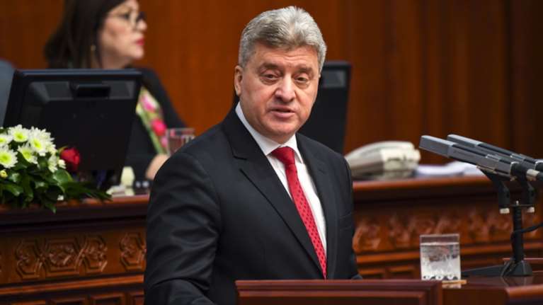 Αρνείται ο πρόεδρος της πΓΔΜ να υπογράψει το νέο Σύνταγμα