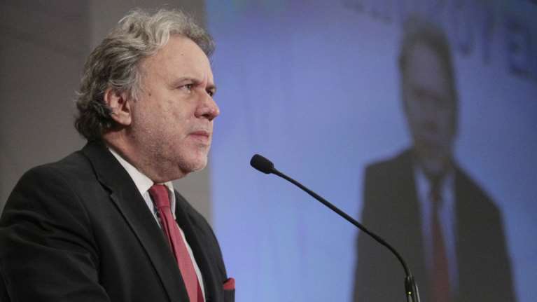 Κατρούγκαλος: Οι Πρέσπες στη Βουλή μετά την κοινοποίηση από την πΓΔΜ