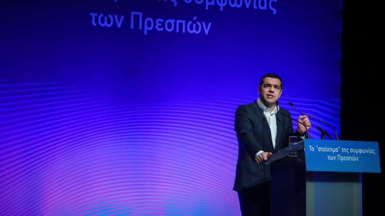 Τι λένε διεθνείς αναλυτές για ψήφο εμπιστοσύνης και εκλογές