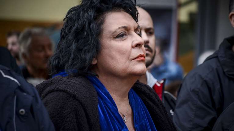 Φωτιά στο αυτοκίνητο της Λιάνας Κανέλλη εν κινήσει