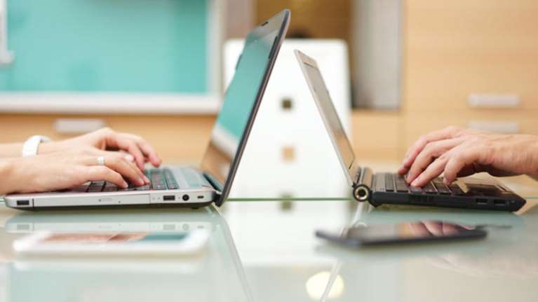 Η διαδικασία για τις ξεχωριστές δηλώσεις των παντρεμένων