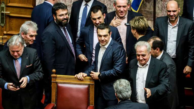 Πώς σχολίασαν τα ξένα ΜΜΕ την ψήφο εμπιστοσύνης στην κυβέρνηση