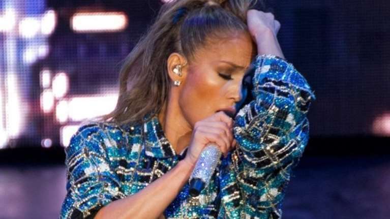 Δεν θα πιστεύετε πώς άλλαξε το κορμί της JLO μέσα σε 10 χρόνια