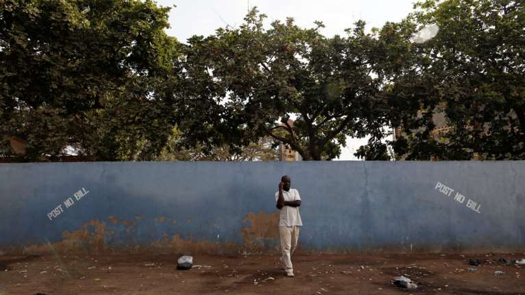 Δολοφονήθηκε δημοσιογράφος που ερευνούσε κυκλώματα διαφθοράς στο ποδόσφαιρο