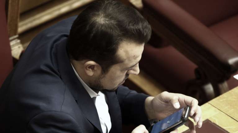 Ο Παππάς απαντά στη ΝΔ με Αλέφαντο: Κάνε ντιμπέι ρε!