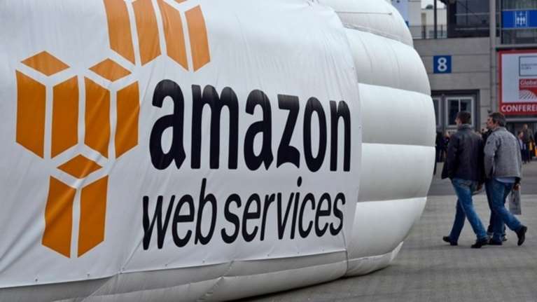 BBC: Σύσταση Amazon σε εμπόρους να προετοιμαστούν για Brexit χωρίς συμφωνία