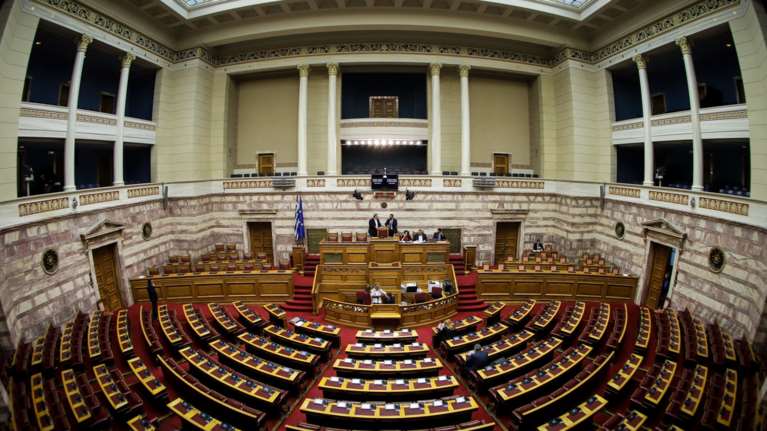 Προς 152 &quot;Ναι&quot; η Συμφωνία των Πρεσπών - Υπερ και ο Λυκούδης