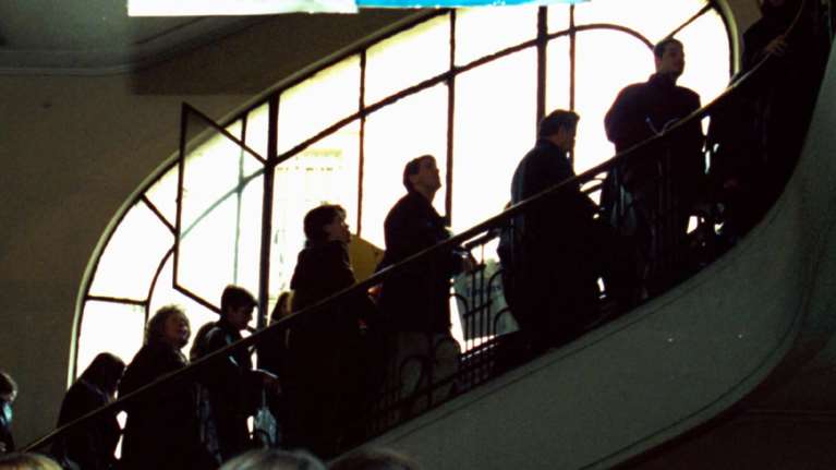 Ρύθμιση 120 δόσεων: Τι θέλει η κυβέρνηση - Τι θα κάνουν οι θεσμοί