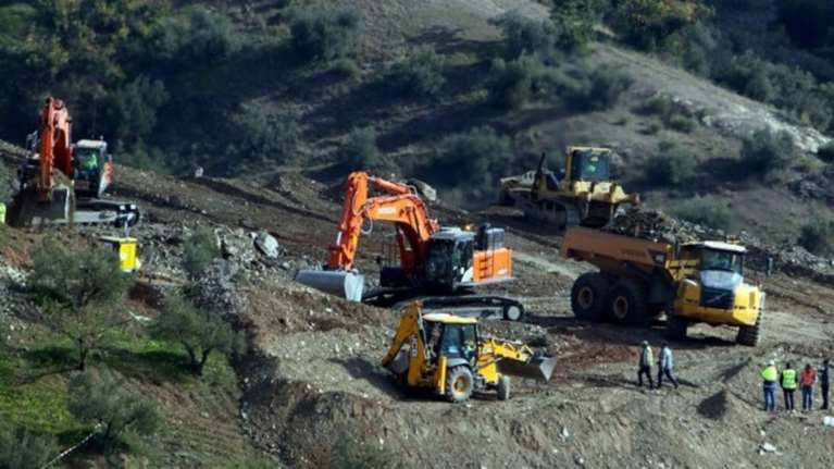 Ισπανία: Γεώτρηση για τον απεγκλωβισμό παγιδευμένου 2χρονου σε πηγάδι