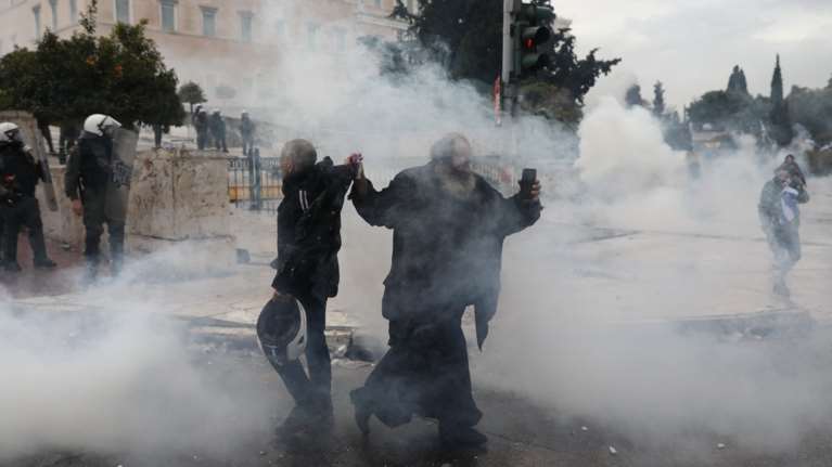 Πόλεμος Μαξίμου - ΝΔ για τα επεισόδια στο συλλαλητήριο