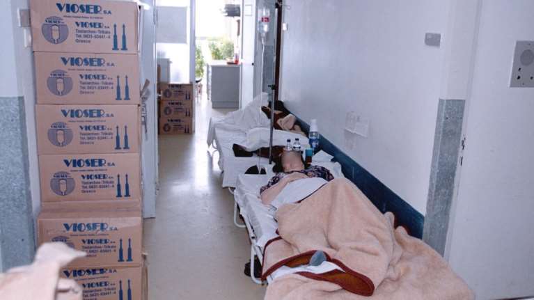 ΠΟΕΔΗΝ: Σε ράντζα ακόμα και 5  μέρες διασωληνωμένοι ασθενείς