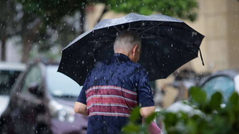 Νέο έκτακτο δελτίο της ΕΜΥ: Έρχονται βροχές και καταιγίδες