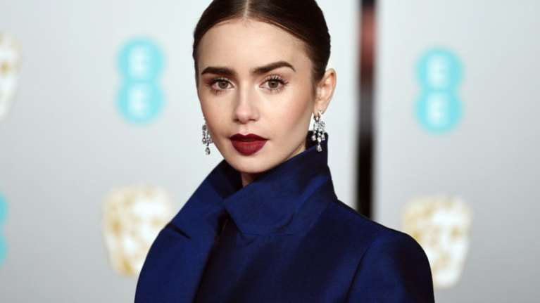 Η κόρη του Φιλ Κόλινς συγκλονίζει με βιβλίο για εκείνον