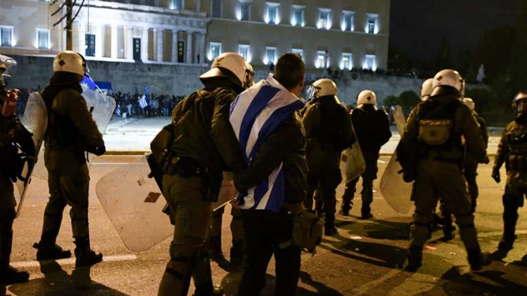 Νέα συγκέντρωση στις 12 -Συλλήψεις &amp; προσαγωγές στα επεισόδια