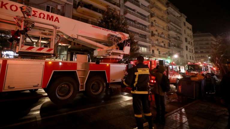 Ξέσπασε φωτιά σε διαμέρισμα στην Κυψέλη