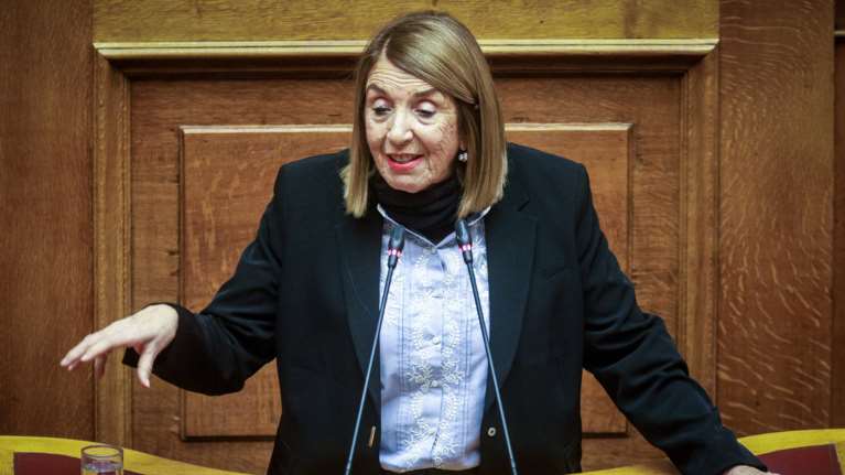 Ένταση με Χριστοδουλοπούλου κατά ΝΔ: Είστε οι σύγχρονοι κουκουλοφόροι