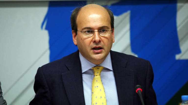 Χατζηδάκης: Η χώρα χρειάζεται μια νέα αρχή όπως το '74