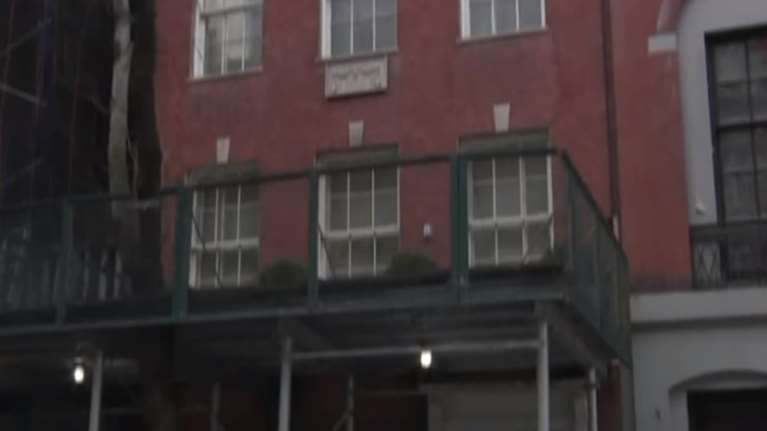 Οικιακή βοηθός πέρασε ένα διήμερο εγκλωβισμένη σε ασανσέρ στο Μανχάταν