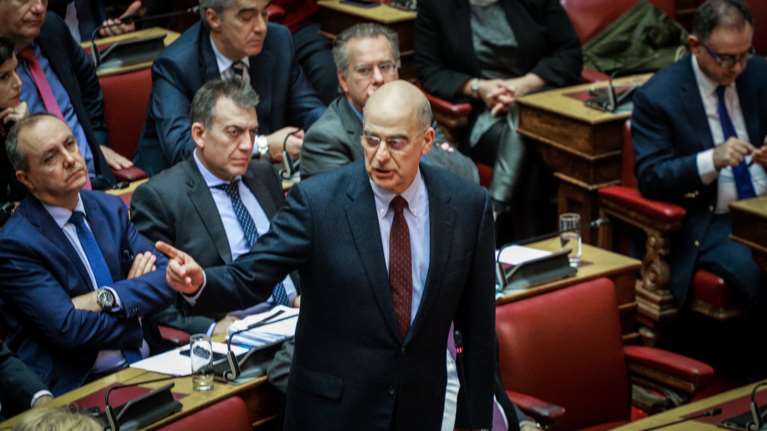 Αντιπαράθεση Δένδια - Αυγενάκη μέσω twitter