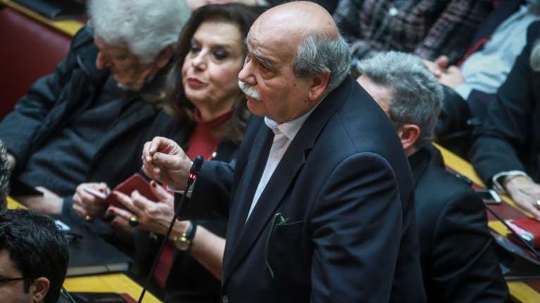 Βουλή: Η παραδοχή της Χριστοδουλοπούλου και ο &quot;γρίφος&quot; Βούτση