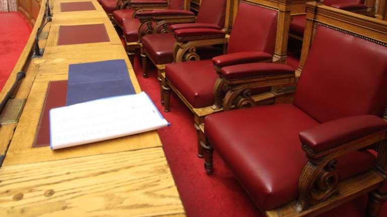 Τη Δευτέρα στη Βουλή το πρωτόκολλο ένταξης της ΠΓΔΜ στο ΝΑΤΟ