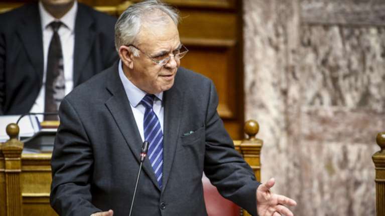 Προειδοποίηση Δραγασάκη για κόκκινα δάνεια και νέα κεφάλαια στις τράπεζες