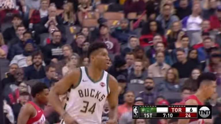 Γιάννης και Μιλγουόκι Μπακς συνέτριψαν τους Ράπτορς (βίντεο)