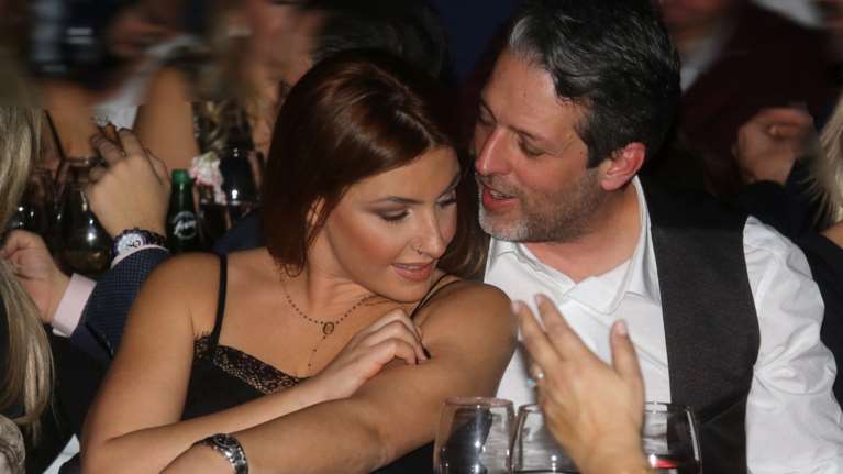 Μετακίνηση &quot;6&quot; για την Έλενα Παπαρίζου και τον Ανδρέα Καψάλη