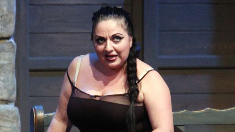 Σοφία Μουτίδου: Παραίτηση βόμβα από το «Μπαμπά μην ξαναπεθάνεις Παρασκευή»