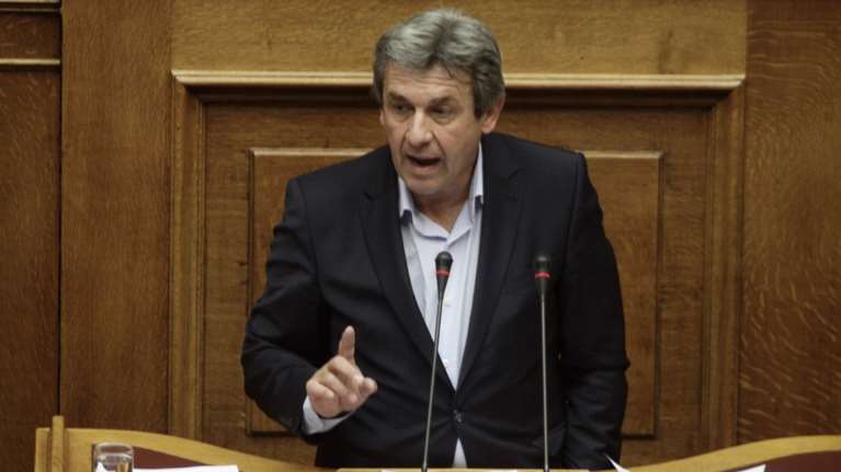 Στέφος (ΣΥΡΙΖΑ) : Κάποιοι στην ΕΕ δεν μπορούν να περπατήσουν λόγω αλκοόλ