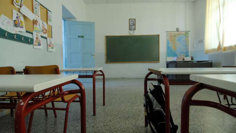 Σε έξαρση η γρίπη- &quot;Καμπανάκι&quot; και στα σχολεία