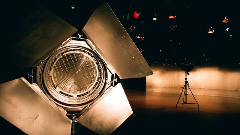 Ελέγχους νομιμότητας τηλεοπτικών σταθμών ζητούν 55 βουλευτές του ΣΥΡΙΖΑ