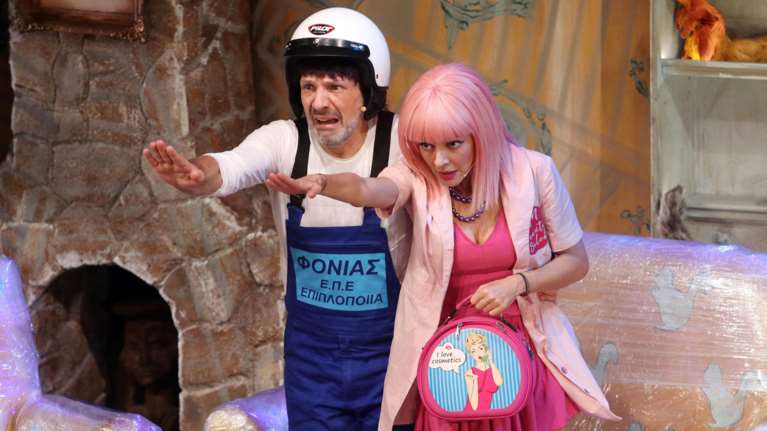 Διεκόπη αιφνιδίως η παράσταση «Βερβερίτσα» του Μουτσινά - Τι συνέβη