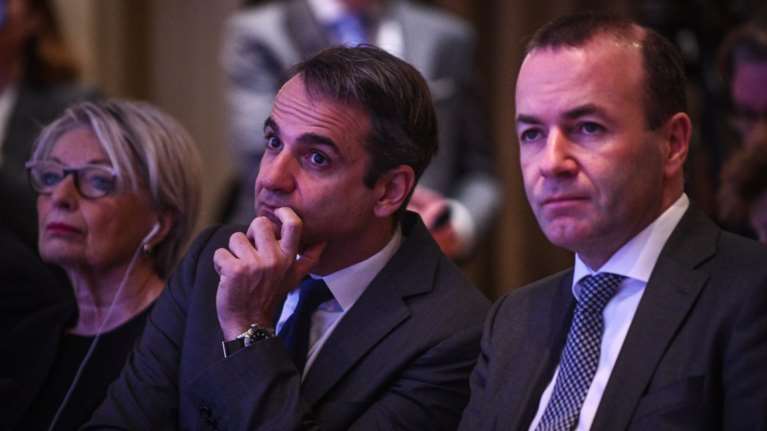 Βρυξέλλες και Βερολίνο απαντούν στις δηλώσεις Βέμπερ για την Ελλάδα