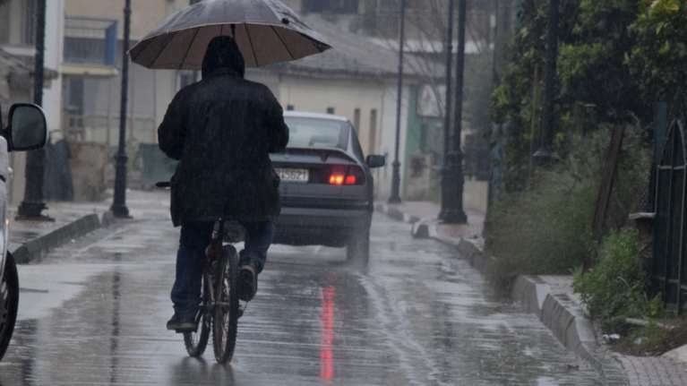 Άγριος ο καιρός σήμερα Τρίτη - Έντονες βροχές και ισχυροί άνεμοι
