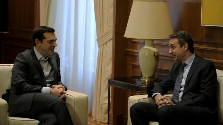 Συνταγματική αναθεώρηση με το βλέμμα όλων στις εκλογές