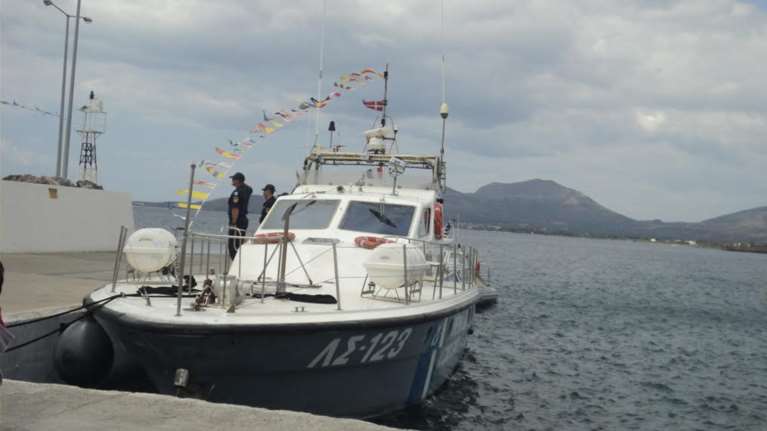 Το πρωί  οι έρευνες για την 9χρονη από το ναυάγιο με τους 52 πρόσφυγες